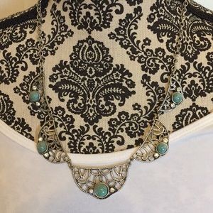 Green stone silver filigree Statement Necklace